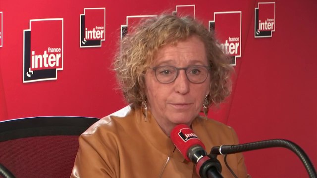 Muriel Pénicaud, ministre du Travail : En France, on a un recours excessifs aux contrats courts. (...) Les modalités sont encore en cours de discussions, mais le principe [du bonus-malus pour les entreprises] est acquis