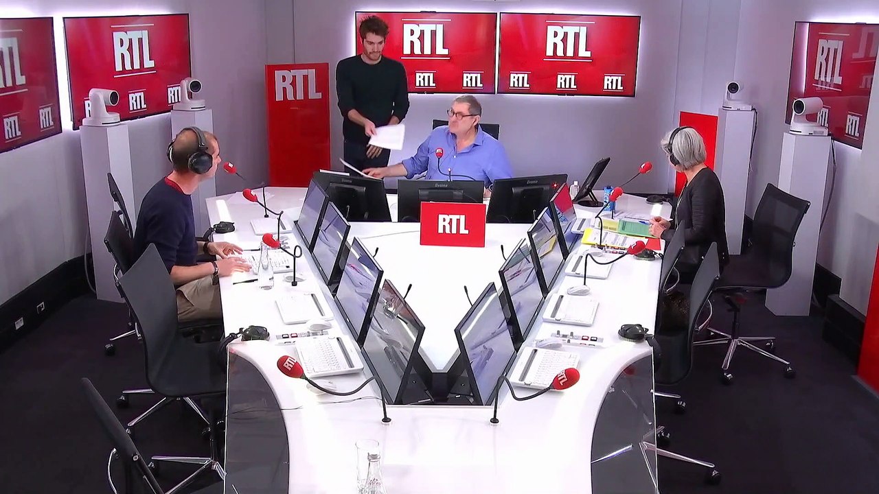 Rouen : des écoliers manifestent contre des "toilettes pourries"