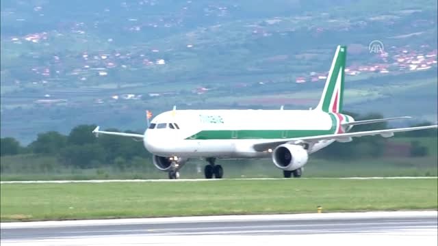 Papa Franciscus Kuzey Makadonya'da - Karşılama Töreni