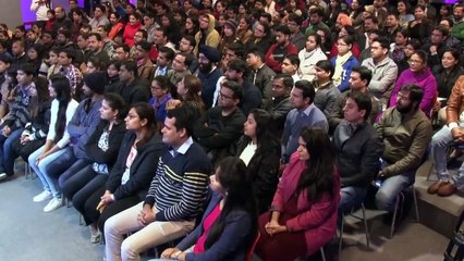 Apne Andar Ke Dar Ko Jeeto - By Sandeep Maheshwari