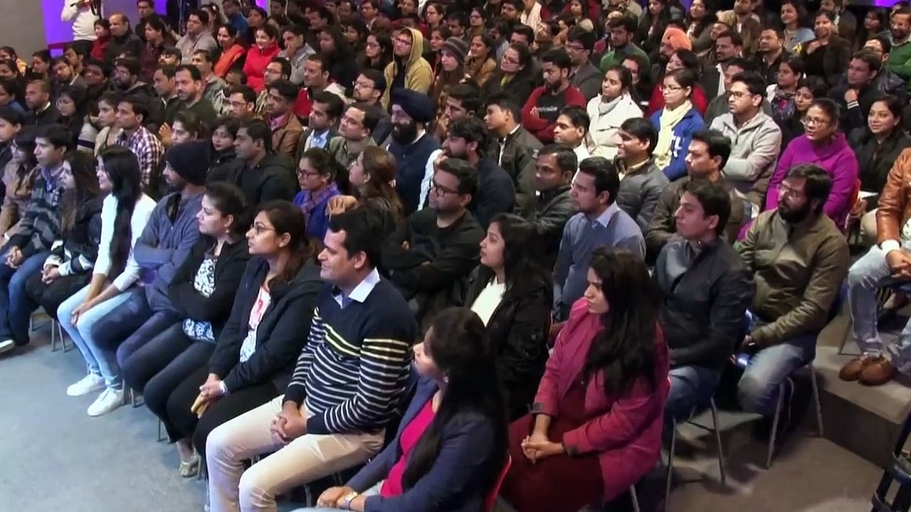 Apne Andar Ke Dar Ko Jeeto - By Sandeep Maheshwari