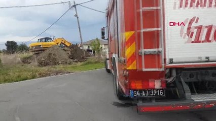 İstanbul- Beylikdüzü'nde Toprak Altında Kalan İşçi Kurtarıldı