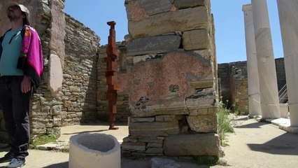 الفن المعاصر يمتزج بالتاريخ الإغريقي في معرض بجزيرة ديلوس اليونانية