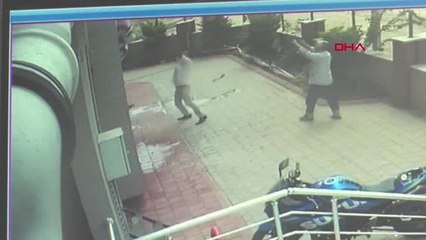 Adana Yangında Mahsur Kalan 2 Kız Kardeşi Komşular Kurtardı