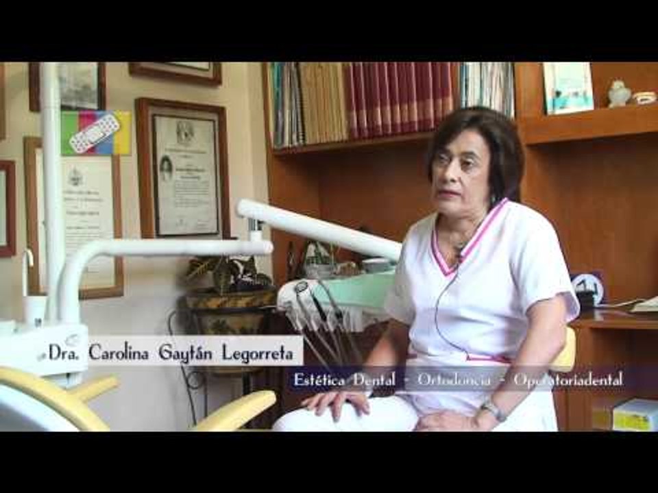 Si tengo los dientes amarillos, ¿puedo hacer algo para que estén más blancos?