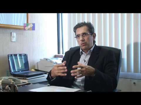 ¿Qué síntomas presenta la artritis?