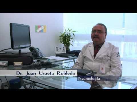 ¿Qué síntomas se presentan con la neumonía?