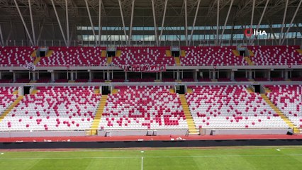 Yeni 4 Eylül Stadyumu finale hazırlanıyor