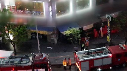 8층 상가건물에서 불...2명 부상·50명 대피 / YTN