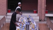 Türk Kızılaydan Pakistan'da 500 Yetime İftar - İslamabad