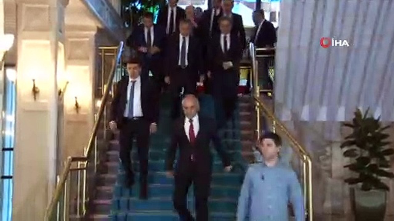 İstanbul Valisi Ali Yerlikaya, İBB Başkanlık binasından ayrıldı