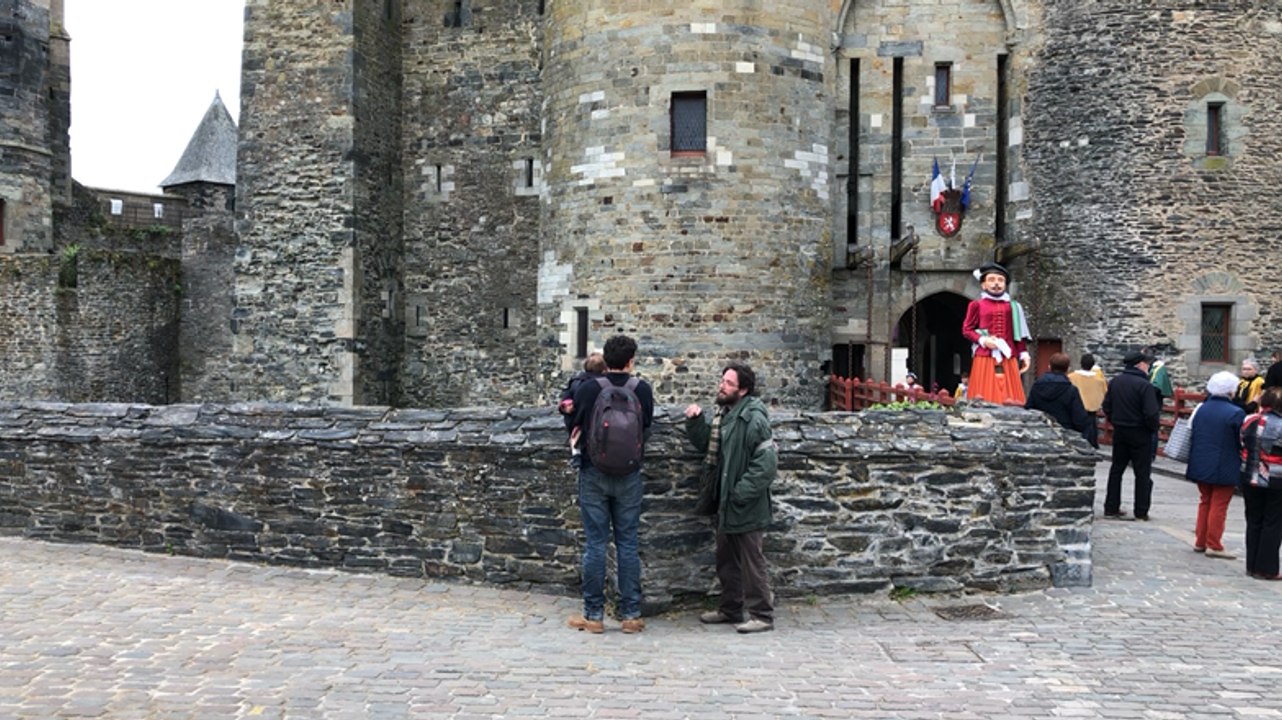 Depuis le château, le géant de Vitré, Pierre Ma...