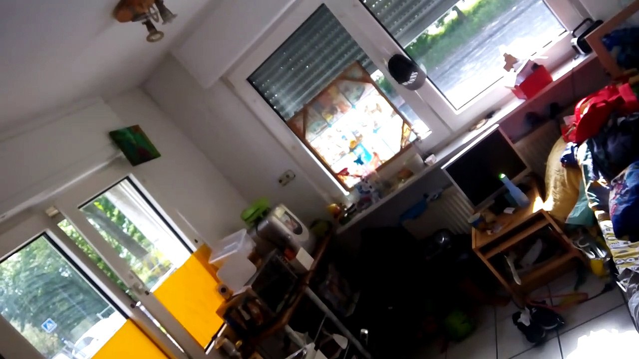 rolladen-hoch-runter-film-casting-drehort-koeln-longerich