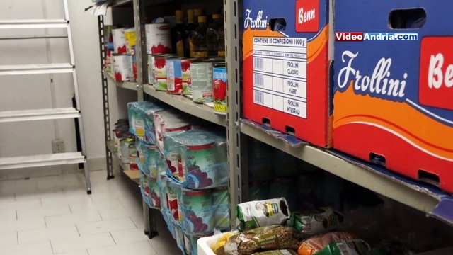 Centro Mamre di Andria: un tempo sopratutto migranti, oggi si aiutano tanti andriesi poveri che chiedono cibo e assistenza. Dopo 25 anni, l’impegno continua – video interviste e messaggio Vescovo