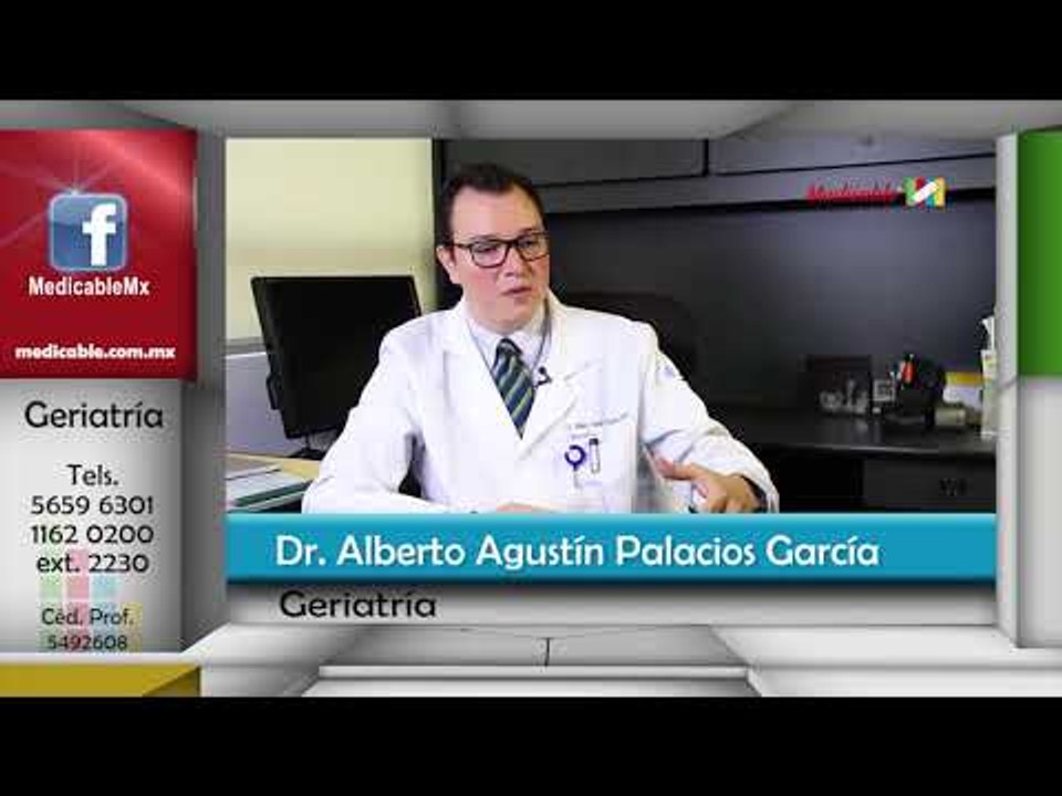 ¿Quién realiza la valoración de la memoria y el estado cognitivo del adulto mayor?