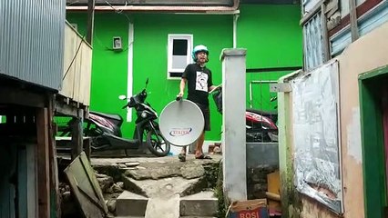 menunggu berbuka bapak grab ini iseng pura-pura jualan panci dan rak piring