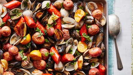 How to Make Sheet Pan Seafood Bake with Wine Sauce