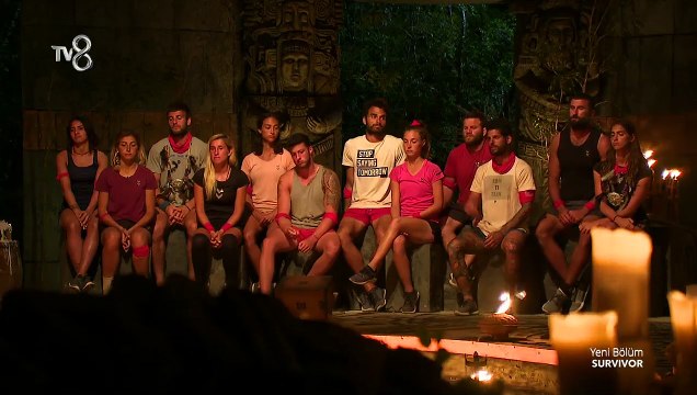 Acun Ilıcalı ve Okay arasında güldüren diyalog! 'İlk kez Türkçe'den Türkçe'ye çeviri'