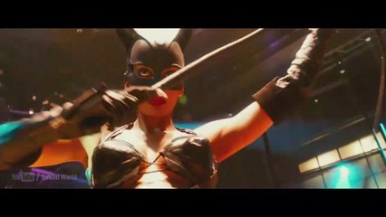 Watch Halle Berry Poll dance in a club and fight with Michael Massee.