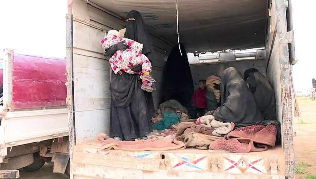 Raus aus Baghus: Exodus aus letzter IS-Bastion in Syrien