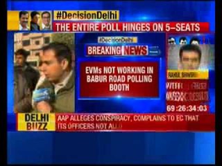 Delhi Assembly Elections 2015: EVM not working in Babur road polling booth
