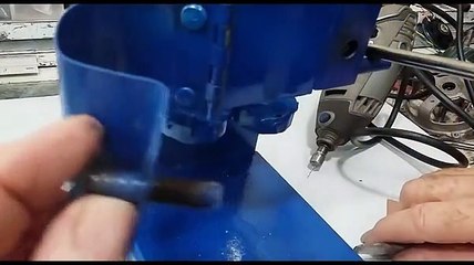 Mini furadeira artesanal de bancada para placa de circuito impresso