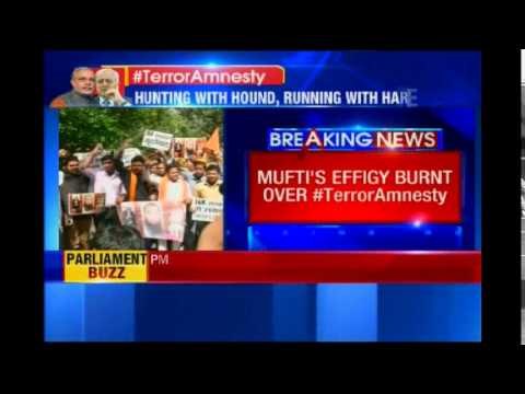 Fringe Right Wing Groups protests in Delhi over Alam's release