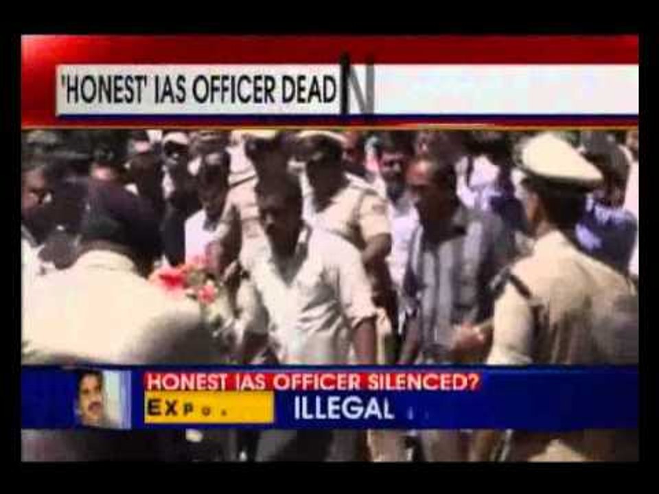 Karnataka CM Siddaramaiah Pays Tribute to Late IAS Officer DK Ravi