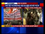 Shiv Sena protests outside Shobhaa De's house