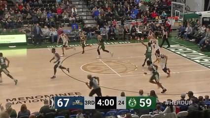 Travin Thibodeaux with 6 Steals vs. Wisconsin Herd