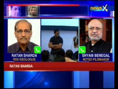 Controversy over Rahul Gandhi's FTII visit, Rahul fears a saffron takeover