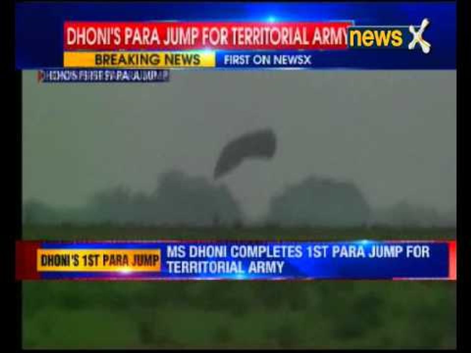 Lieutenant colonel MS Dhoni makes first para jump for territorial army