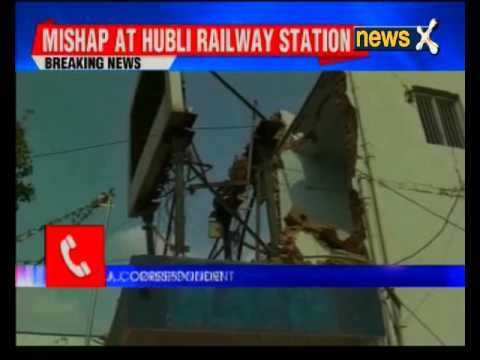 Building collapsed at 'Hubli' Railway Station : 5 Trapped inside