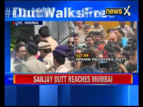 Sanjay Dutt reaches Mumbai, Greeted by family and friends