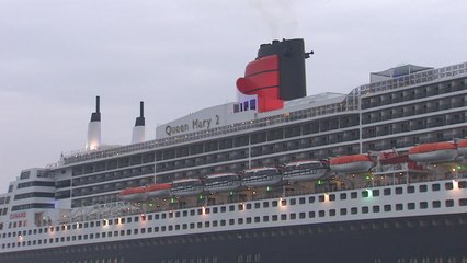 제주 해군기지 크루즈항에 첫 크루즈선 입항 / YTN