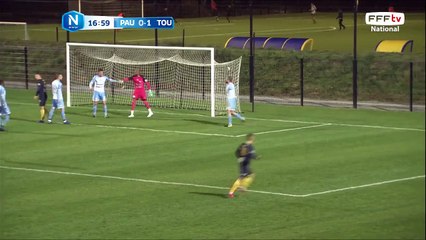 Coup franc bien tiré par THILL.