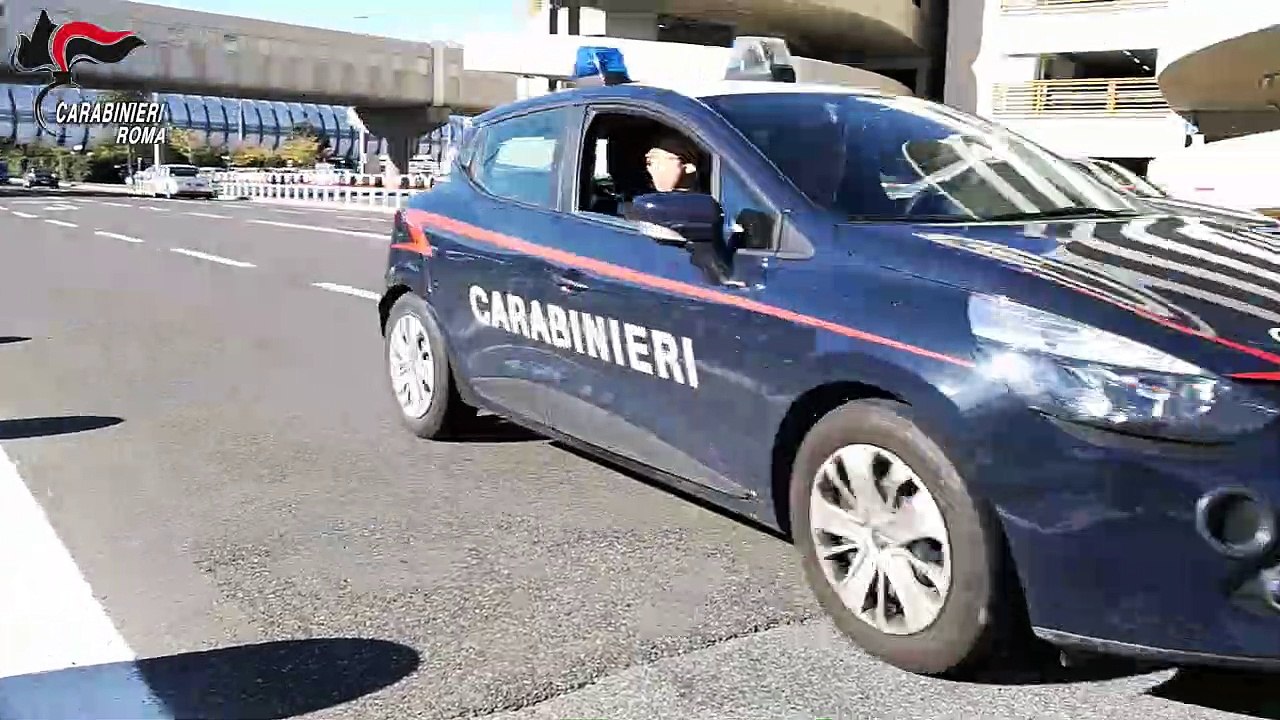 Da Parigi a Fiumicino con 40 ovuli nello stomaco. In manette 40enne peruviana