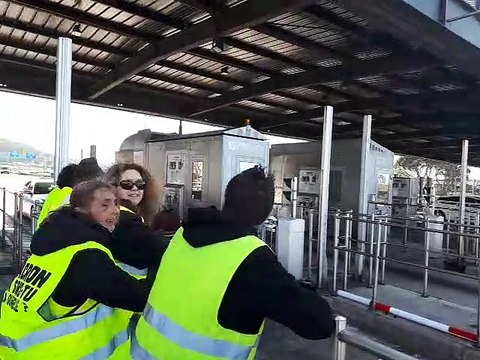 Gilets jaunes : opération péage gratuit à Avignon-Nord