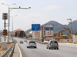 Ceza Yiyen Sürücü Eds'yi Kurşunladı