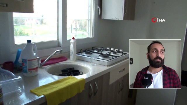 Oturduğu Dairenin İnternette Kiralık İlanını Gören Kiracı Şok Oldu