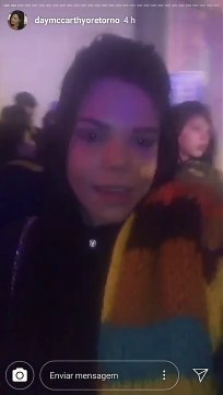 Day Mccarthy na Europa acusa Whindersson Nunes de negar uma foto após o show´ comedy turnê 2019 no Birmingham Palace em Bruxelas na Bélgica .