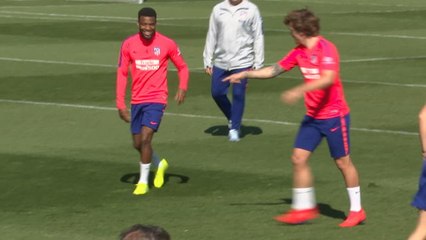 Atlético - Griezmann et Lemar tout sourire à l'entraînement