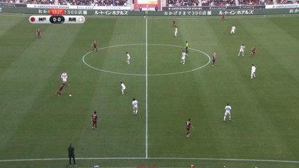 لقطة: كرة قدم: ديفيد فيا يسجّل الهدف الأول له في اليابان