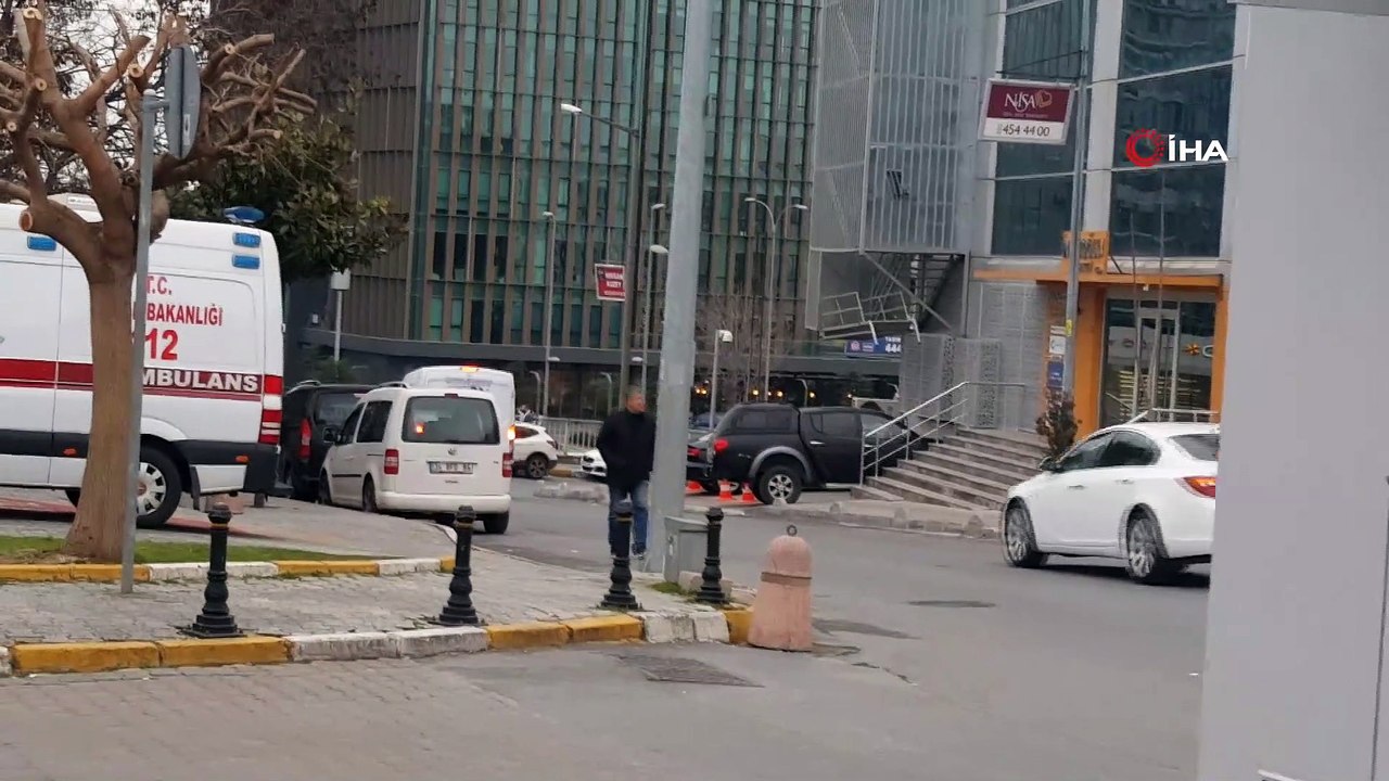 Kadıköy'de parçalara ayrılan ceset adli tıptan alındı