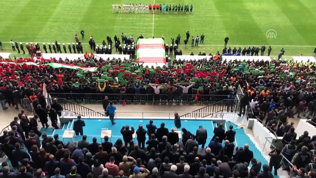 Amed Sportif Faaliyetler-Sakaryaspor maçında gerginlik - DİYARBAKIR