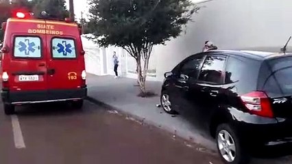 HB20 e Honda Fit colidem na Rua Nereu Ramos