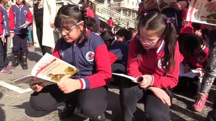 Siirt'te 1500 Öğrenci Aynı Anda Kitap Okudu