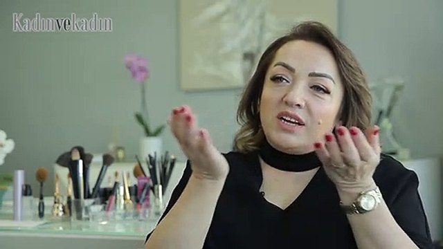 Yağlı ve sivilceli ciltler için uzmanından etkili maske tarifi