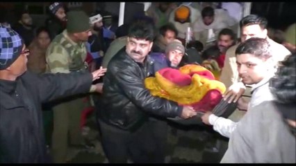 India, Pakistan exchange heavy border fire after pilot's release