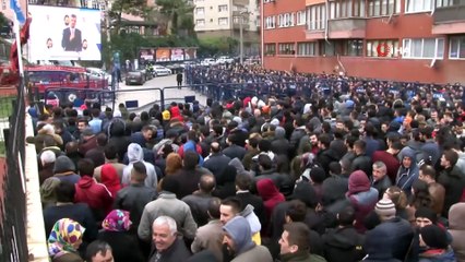 Kura Çekimini Soğukta Saatlerce Ekrandan Takip Ettiler